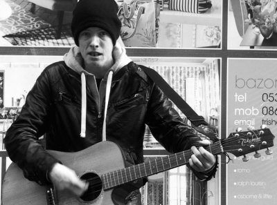 busker 2.jpg