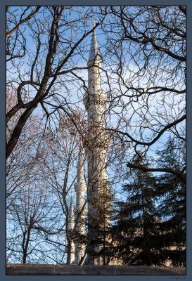 86 Three minarets