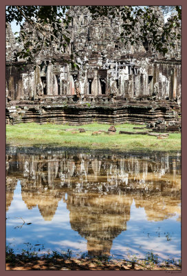 19 Bayon temple detail