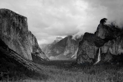 Yosemite. Tunnel View.