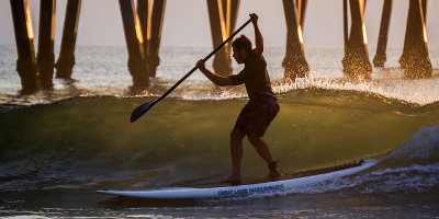 2016 September Surfer 28