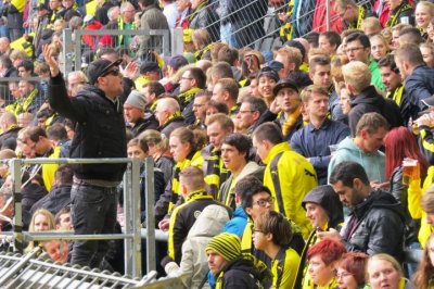 borussia dortmund, 16