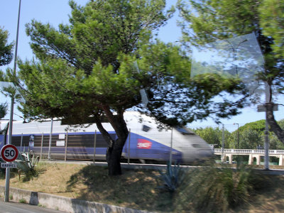 High Speed Rail Zooms By