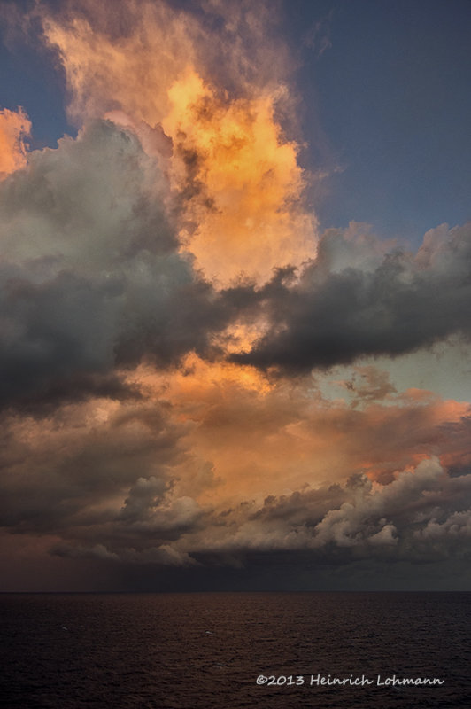 K3A2127a-clouds on fire.jpg