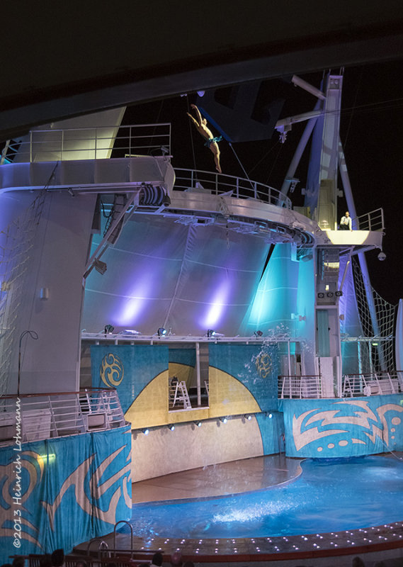 K3A0907-Aquatheater.jpg