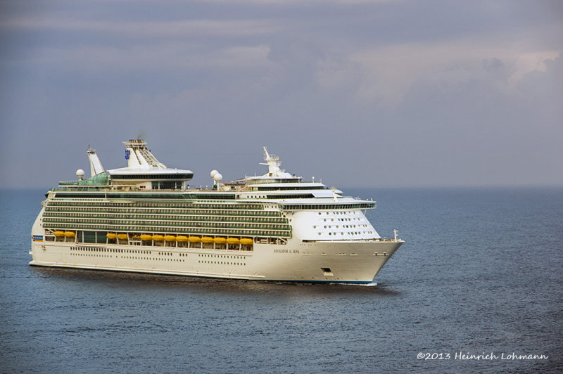 K3A3628-Navigator of the Seas.jpg