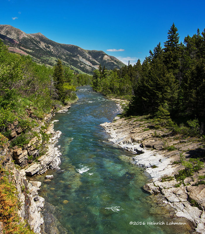 K311287-Waterton Lakes National Park.jpg