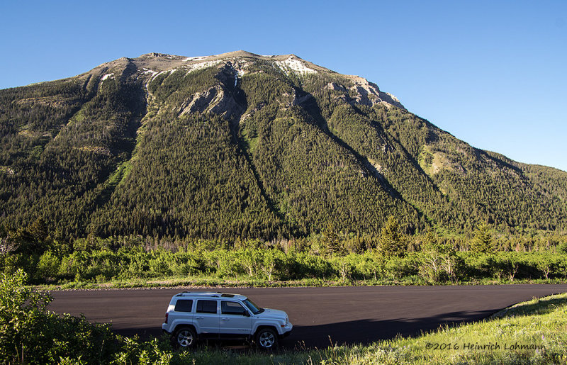 K311892-Waterton Lakes National Park.jpg