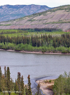 DSCN2261-Yukon River at Tatchun Creek.jpg