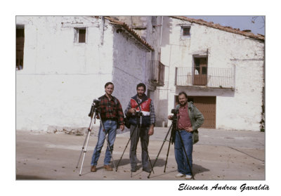 Ha passat molt temps, però encara fan fotos junts. Coratxà cc. 1988.