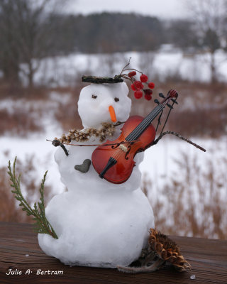 Snowman Fiddle Player