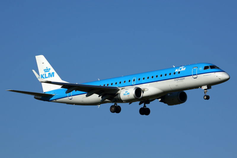 KLM CITY HOPPER EMBRAER 190 AMS RF 5K5A1706.jpg