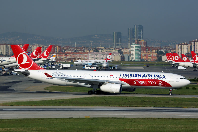 TURKISH AIRLINES AIRBUS A330 300 IST RF 5K5A0518.jpg