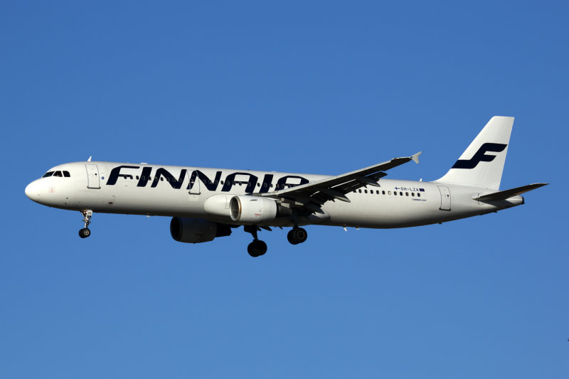 FINNAIR AIRBUS A321 MAD RF 5K5A1482.jpg