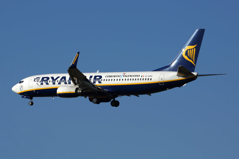 RYANAIR BOEING 737 800 MAD RF 5K5A1467.jpg