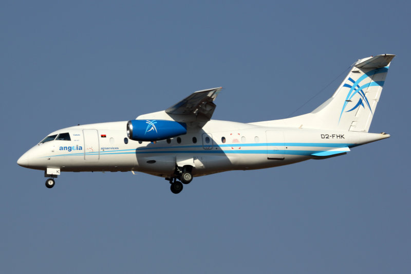ANGOLA AIRSERVICES DORNIER 328 JNB RF 5K5A3167.jpg