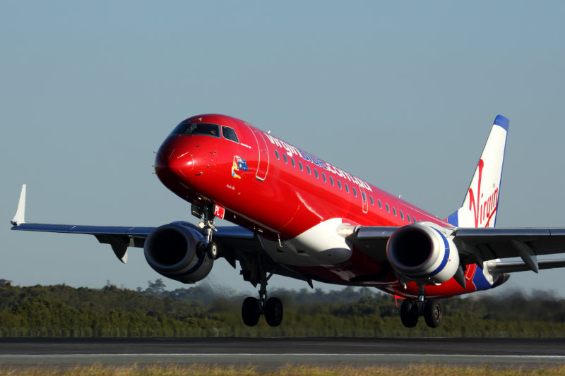 VIRGIN BLUE EMBRAER 190 BNE RF 5K5A3726.jpg