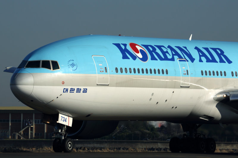 KOREAN AIR BOEING 777 200 SYD RF 5K5A4089.jpg