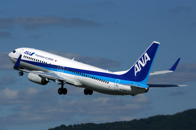 ANA BOEING 737 800 ITM RF 5K5A5722.jpg