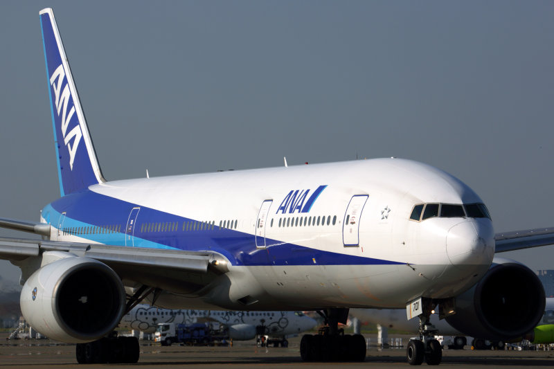 ANA BOEING 777 300 HND RF 5K5A4415.jpg