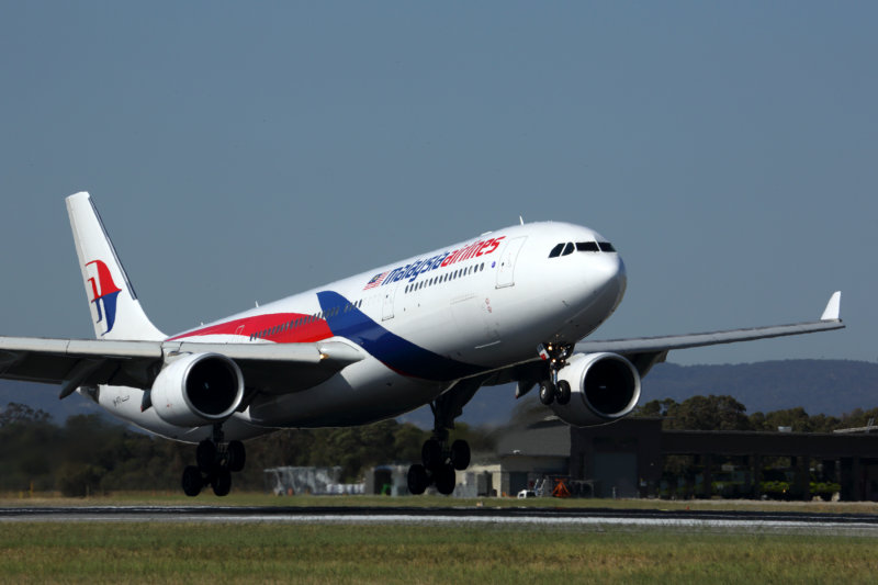 MALAYSIA AIRLINES AIRBUS A330 300 PER RF 5K5A6696.jpg