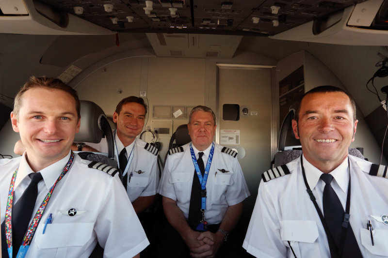 JETSTAR 787 INAUGURAL FLIGHT CREW 13NOV13 OOL RF 5K5A7168.jpg