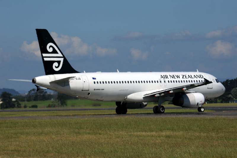 AIR NEW ZEALAND AIRBUS A320 AKL RF 5K5A7524.jpg