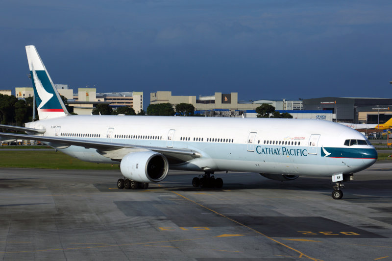 CATHAY PACIFIC BOEING 777 300 SIN RF 5K5A8900.jpg