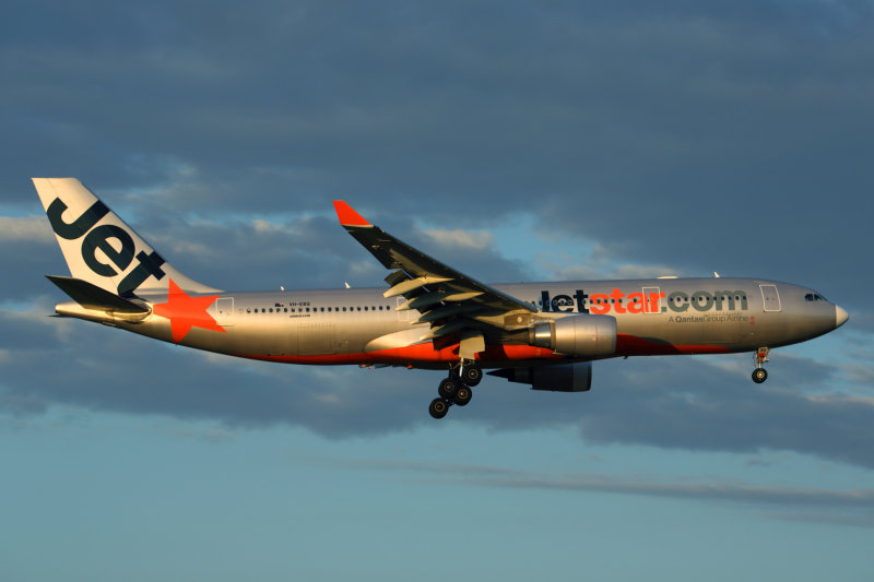 JETSTAR AIRBUS A330 200 MEL RF 5K5A9649.jpg