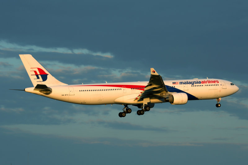 MALAYSIA AIRLINES AIRBUS A330 300 MEL RF 5K5A9636.jpg