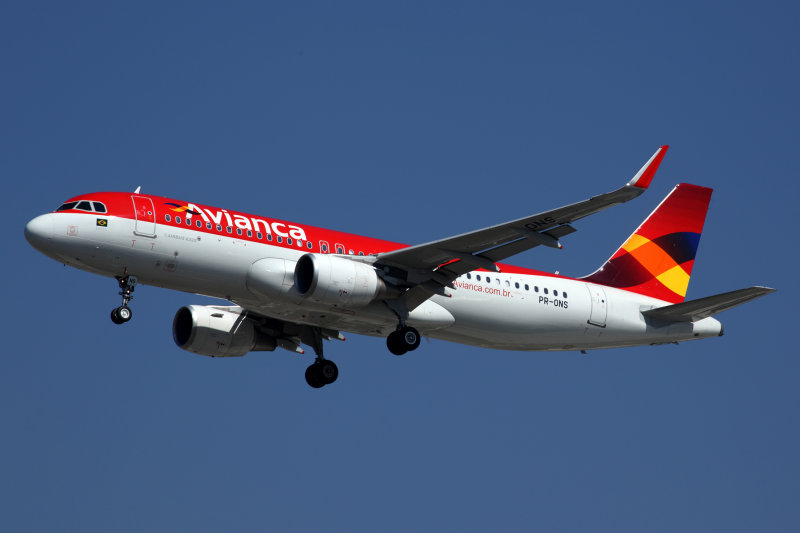 AVIANCA AIRBUS A320 GRU RF 5K5A9554.jpg