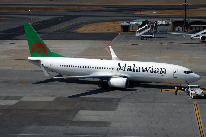 MALAWIAN BOEING 737 800 JNB RF IMG_9332.jpg