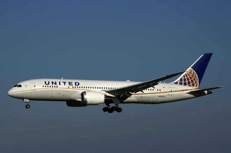 UNITED BOEING 787 8 NRT RF 5K5A1610.jpg