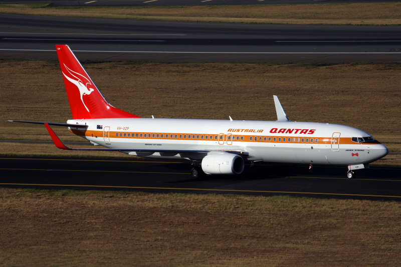 QANTAS BOEING 737 800 SYD RF 5K5A6384.jpg