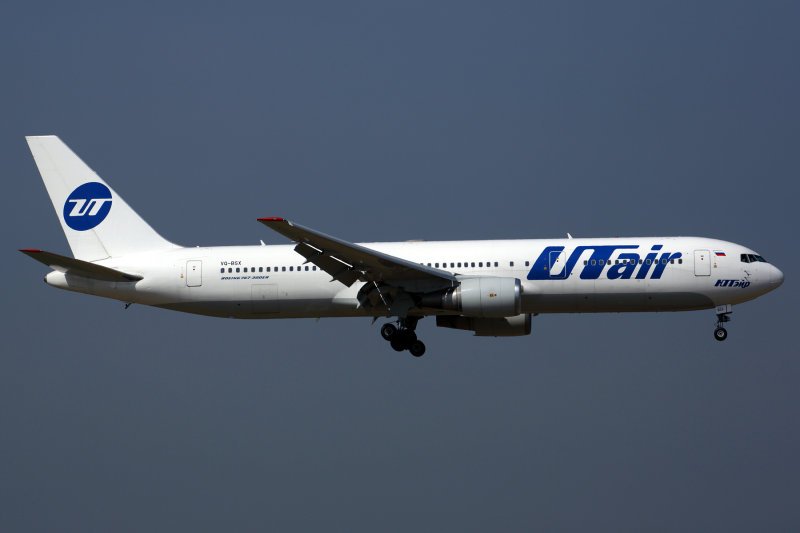 UTAIR BOEING 767 300 BKK RF 5K5A5428.jpg