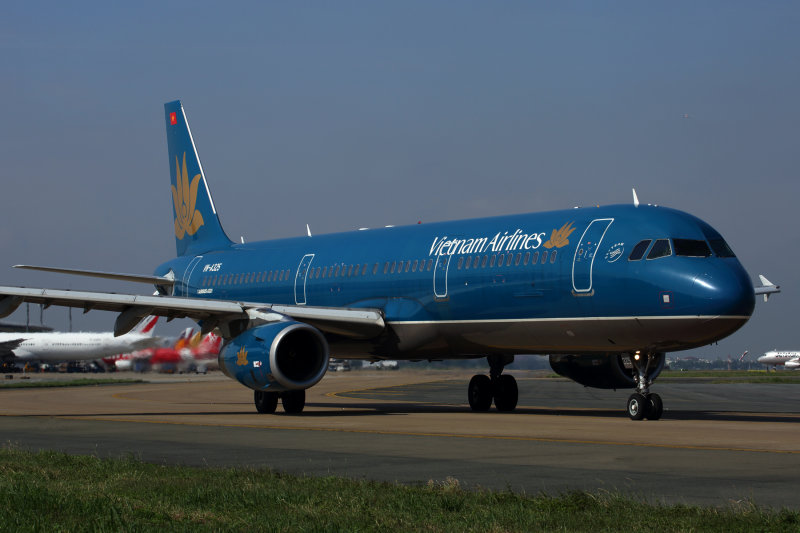 VIETNAM AIRLINES AIRBUS A321 SGN RF 5K5A5913.jpg