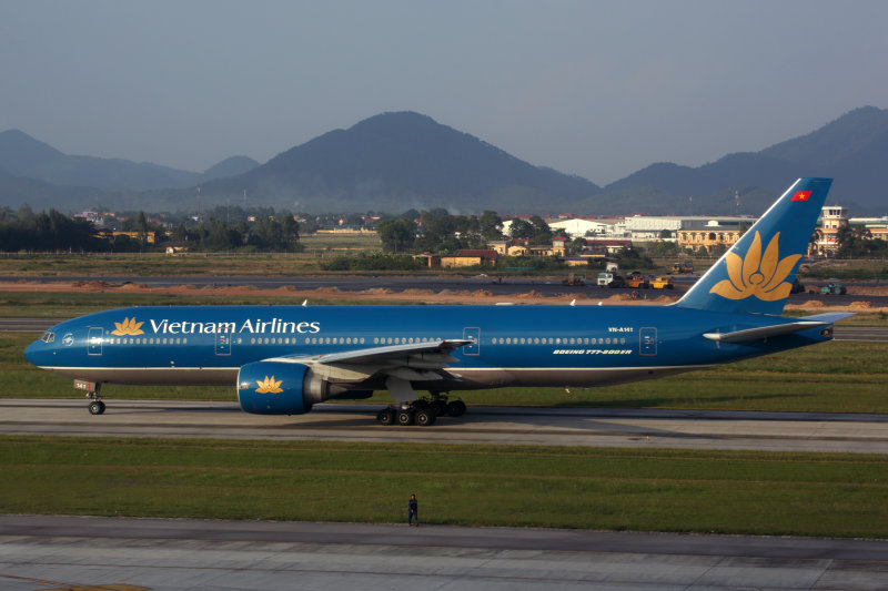 VIETNAM AIRLINES BOEING 777 200ER HAN RF 5K5A6377.jpg