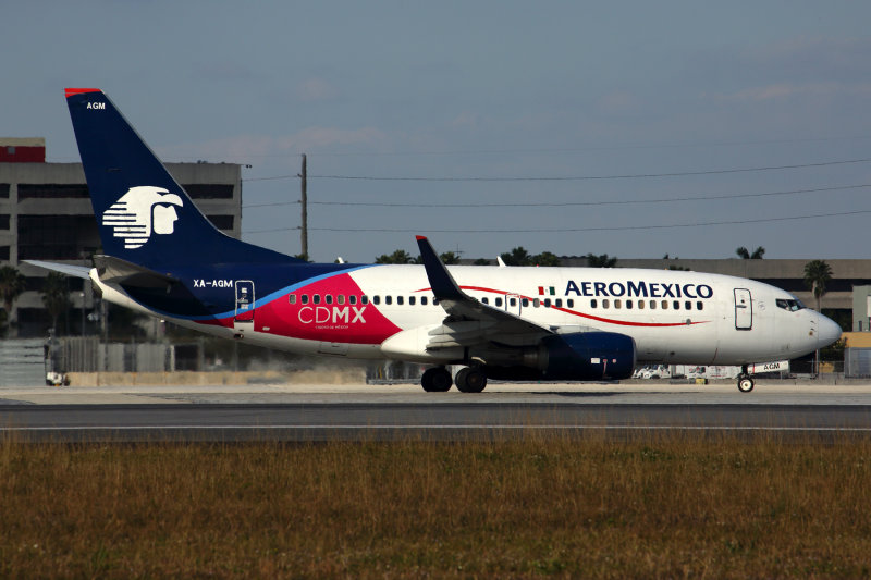 AEROMEXICO BOEING 737 700 MIA RF 5K5A8859.jpg