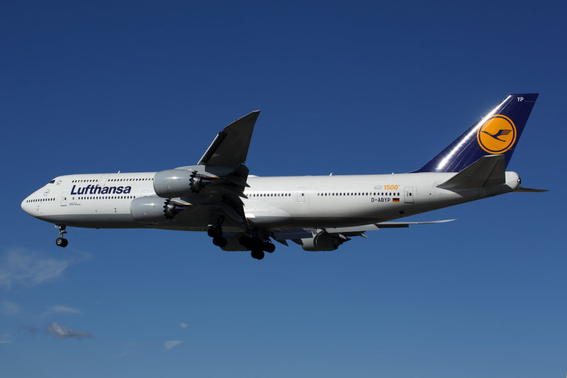 LUFTHANSA BOEING 747 800 LAX RF 5K5A7324.jpg