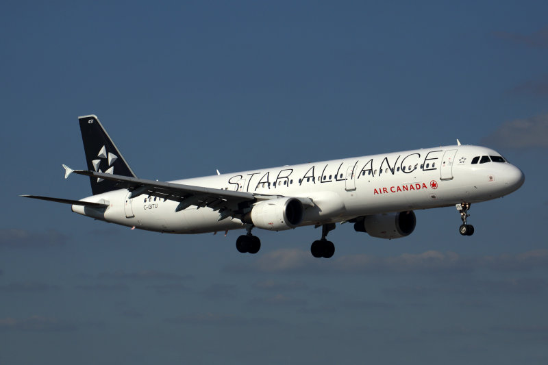 AIR CANADA AIRBUS A321 MIA RF 5K5A8826.jpg