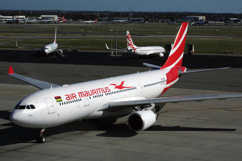 AIR MAURITIUS AIRBUS A330 200 PER RF 5K5A0281.jpg