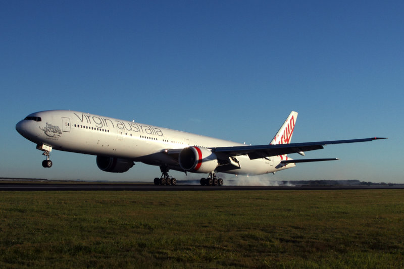 VIRGIN AUSTRALIA BOEING 777 300ER BNE RF IMG_8057.jpg