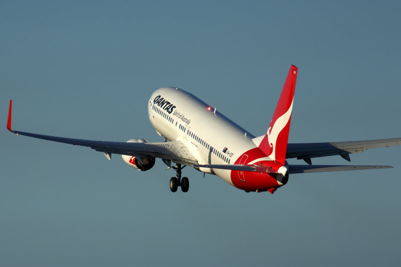 QANTAS BOEING 737 800 BNE RF 5K5A0800.jpg