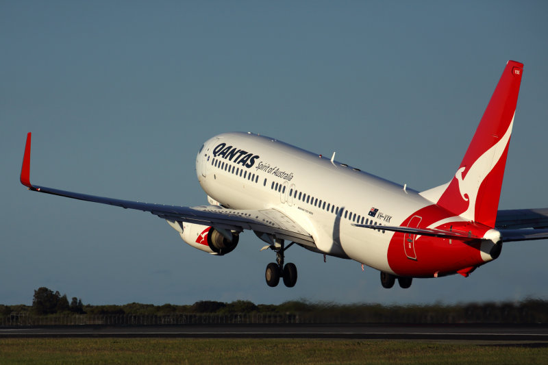 QANTAS BOEING 737 800 BNE RF 5K5A0812.jpg