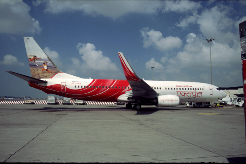 AIR INDIA EXPRESS BOEING 737 800 VT-AXR F.jpg