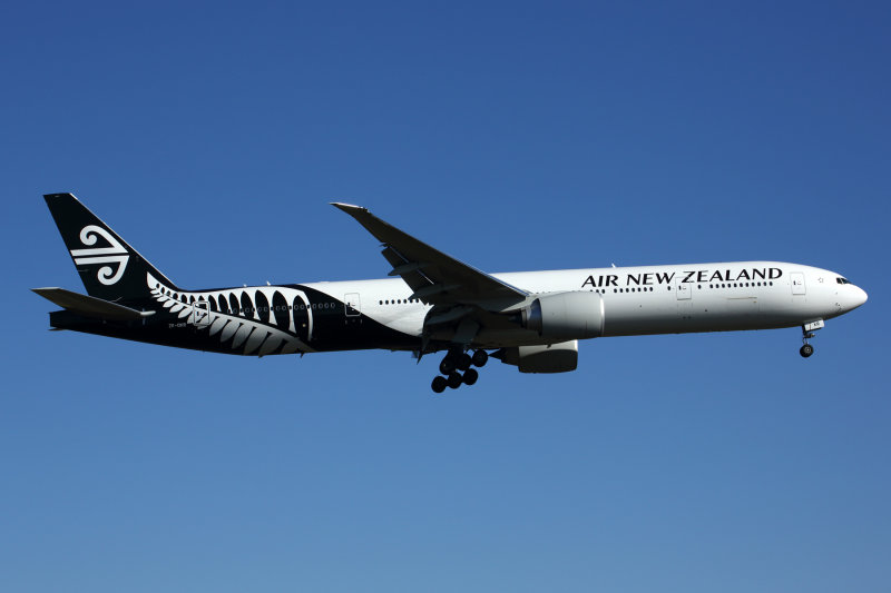 AIR NEW ZEALAND BOEING 777 300ER MEL RF 5K5A1442.jpg