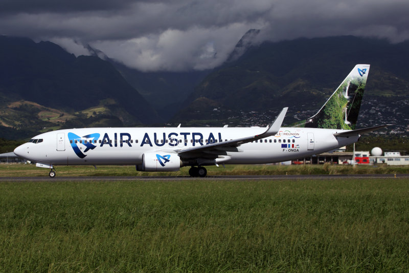 AIR AUSTRAL BOEING 737 800 RUN RF 5K5A2209.jpg