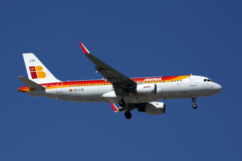 IBERIA AIRBUS A320 MAD RF 5K5A2926.jpg