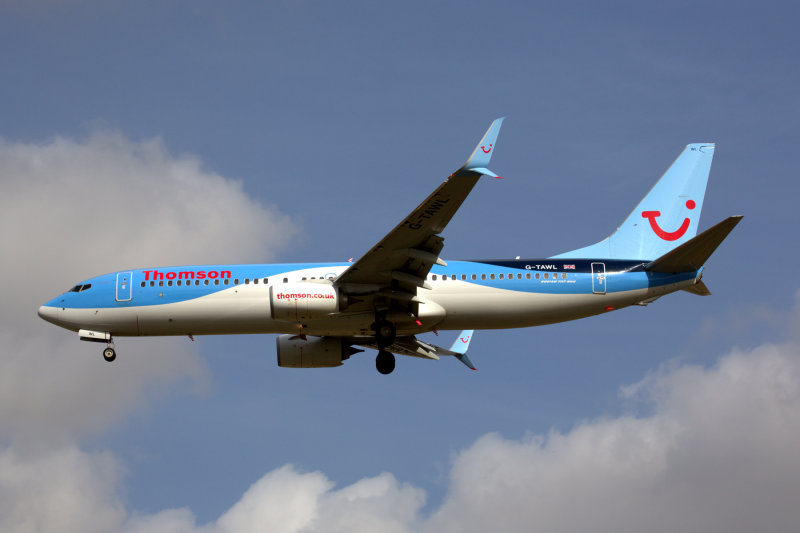 THOMSON BOEING 737 800 PMI RF 5K5A8336.jpg