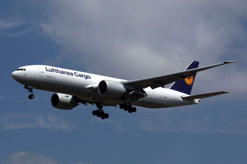 LUFTHANSA CARGO BOEING 777F LAX RF 5K5A4589.jpg